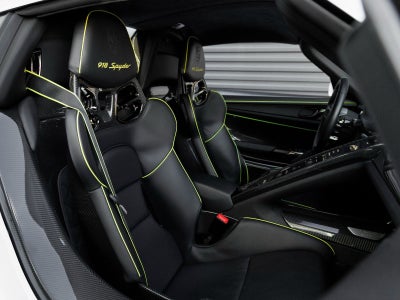 2015 Porsche 918 Spyder