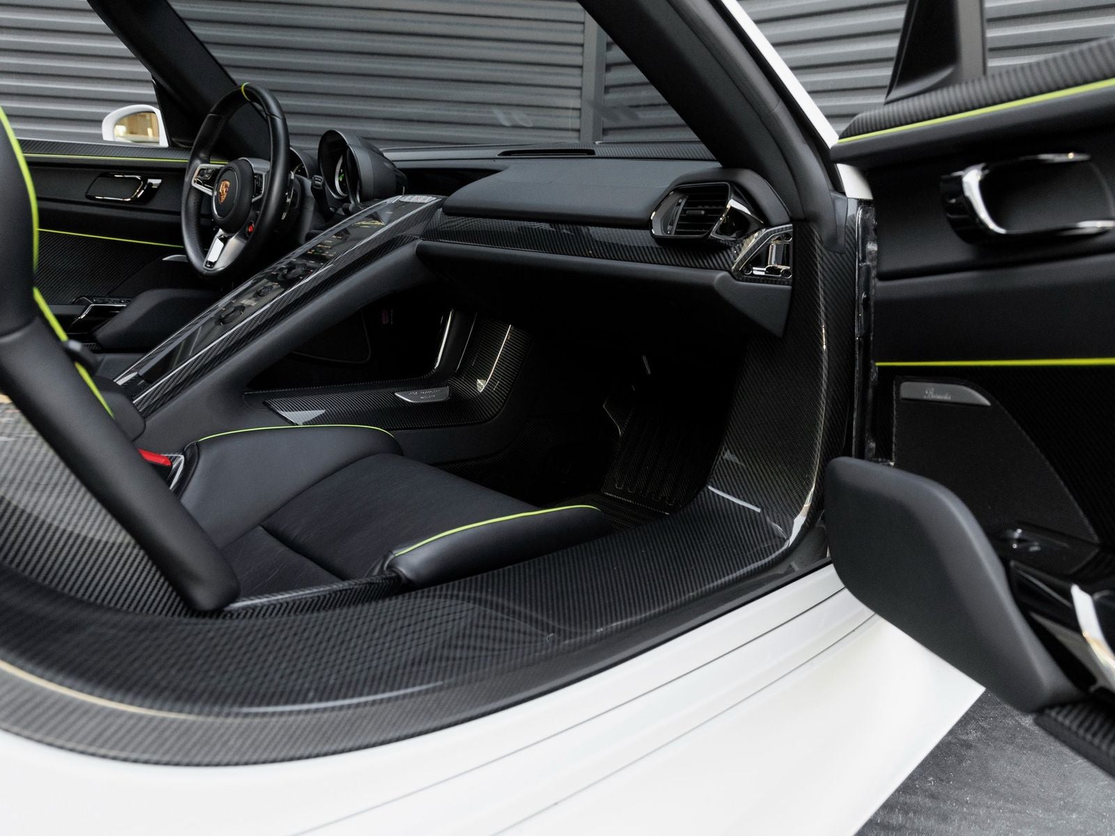 2015 Porsche 918 Spyder