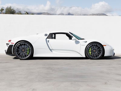 2015 Porsche 918 Spyder