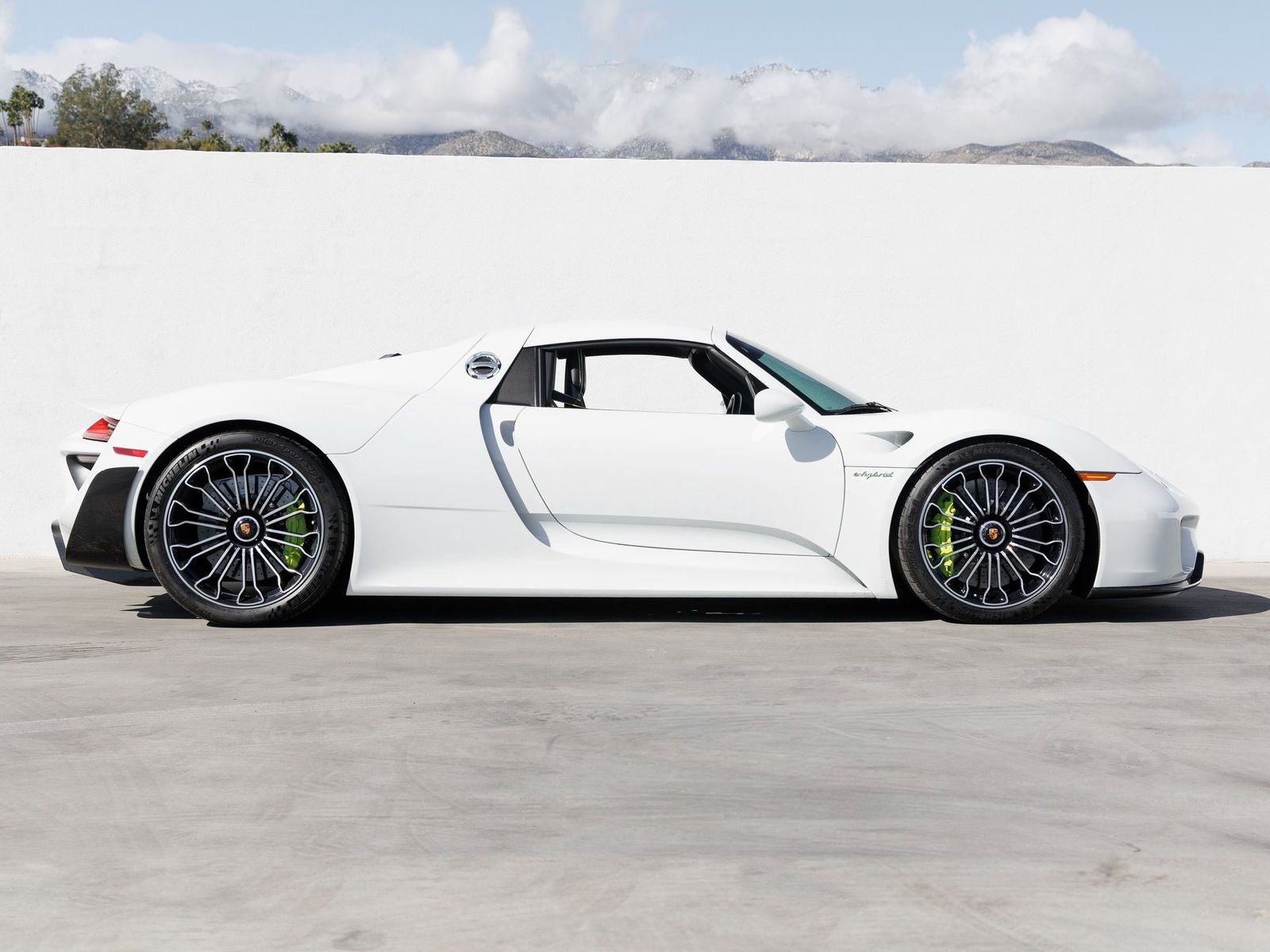 2015 Porsche 918 Spyder