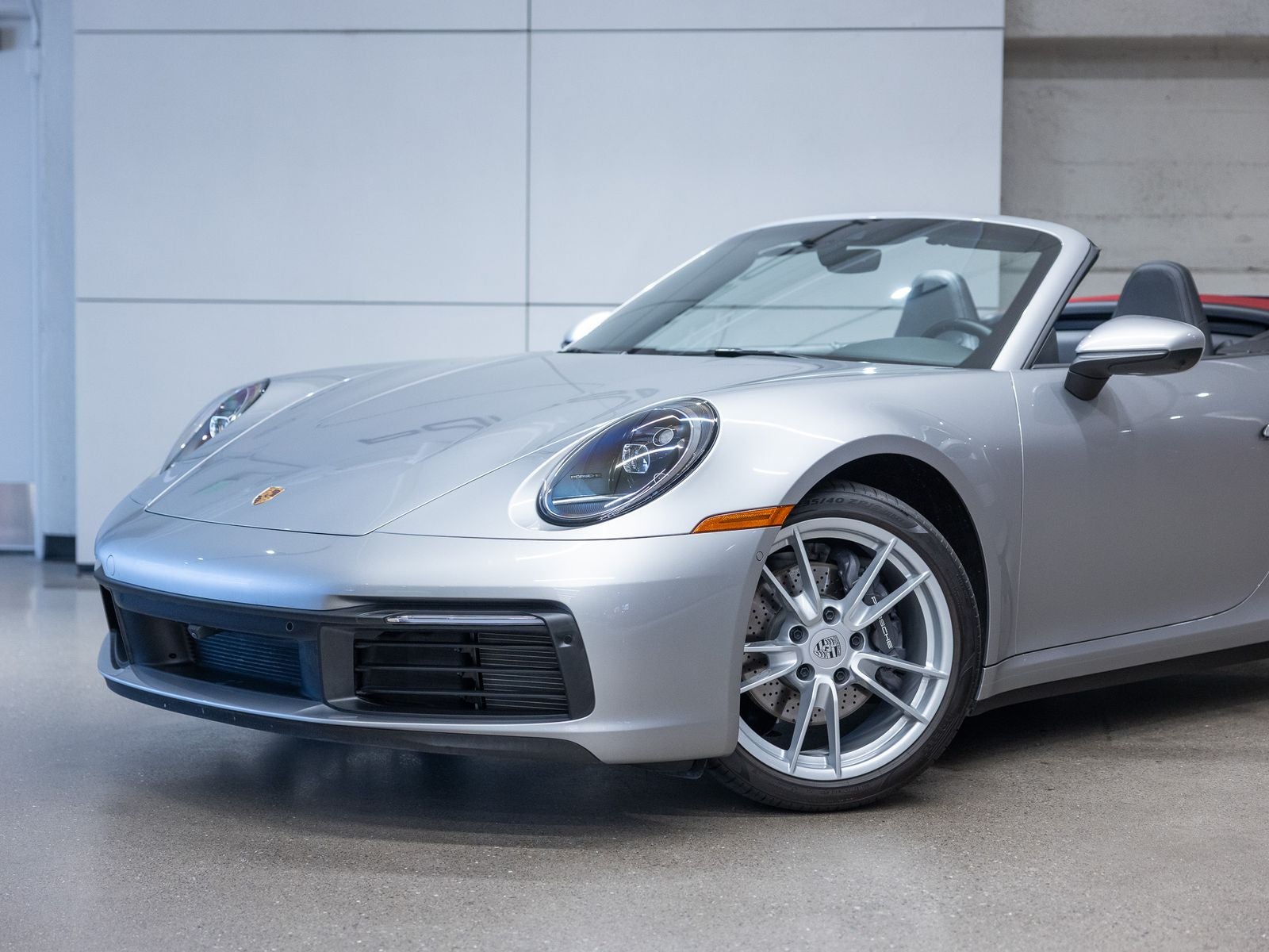 2024 Porsche 911 Carrera Cabriolet