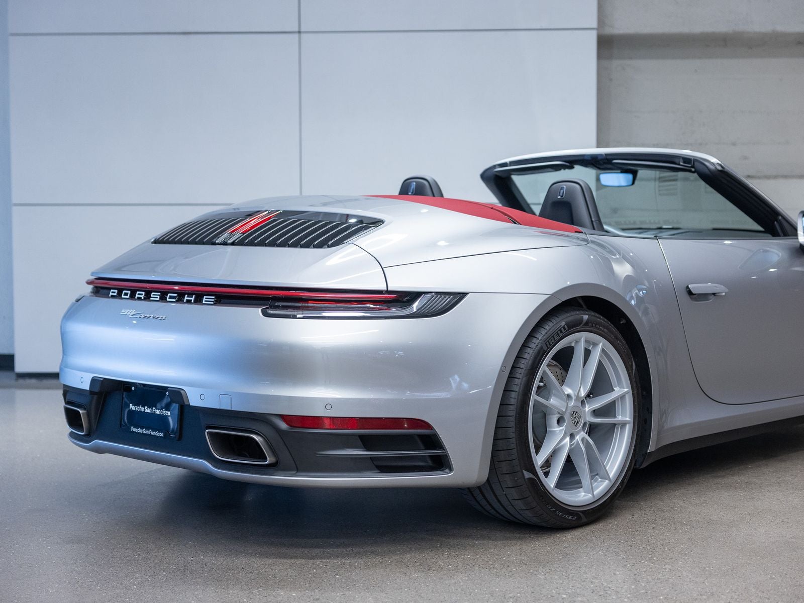 2024 Porsche 911 Carrera Cabriolet