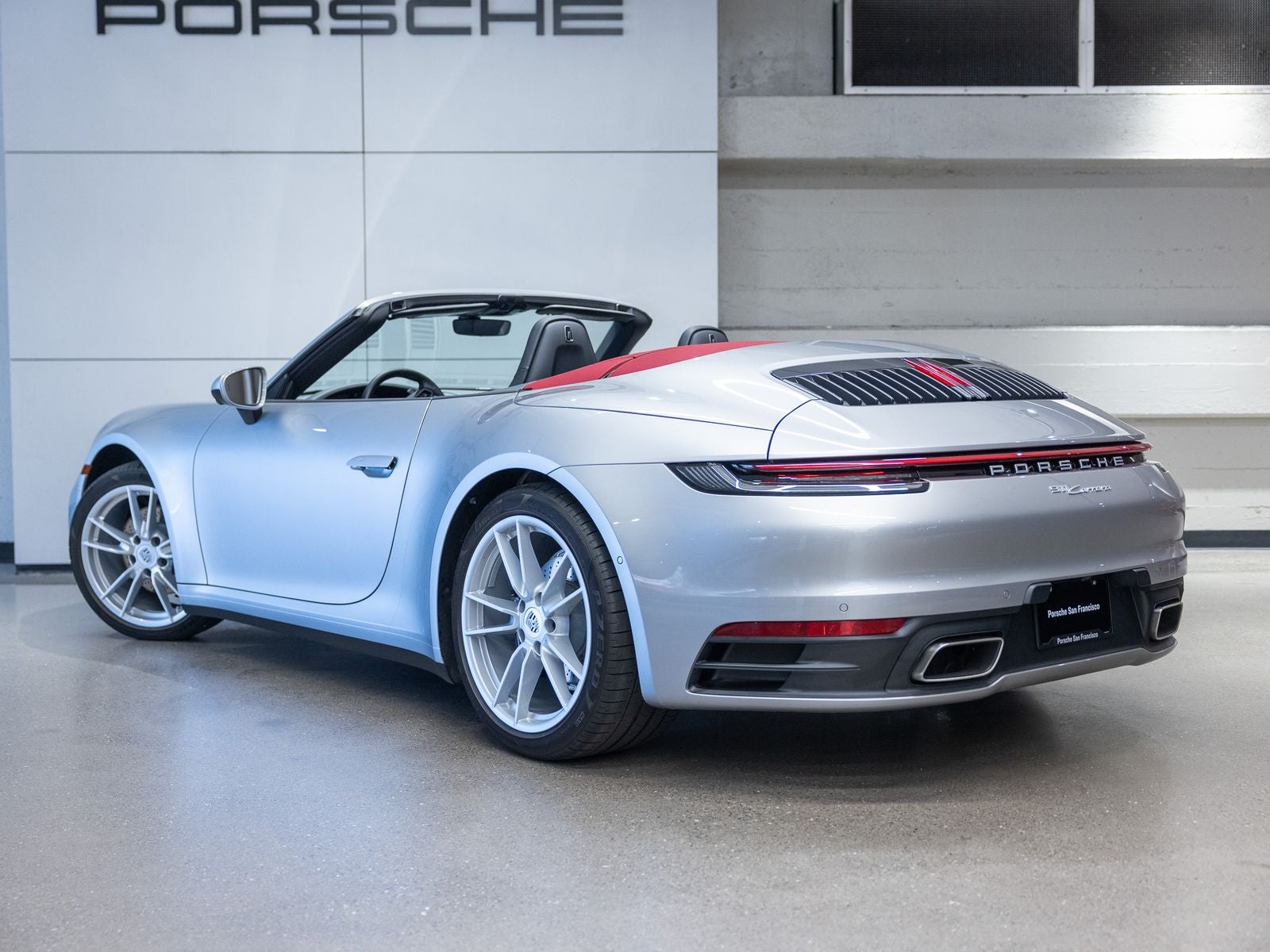2024 Porsche 911 Carrera Cabriolet