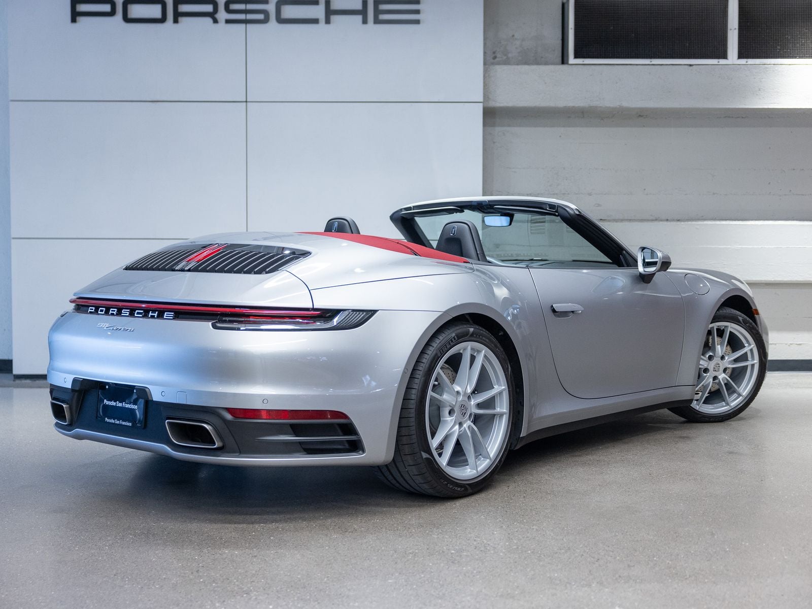 2024 Porsche 911 Carrera Cabriolet