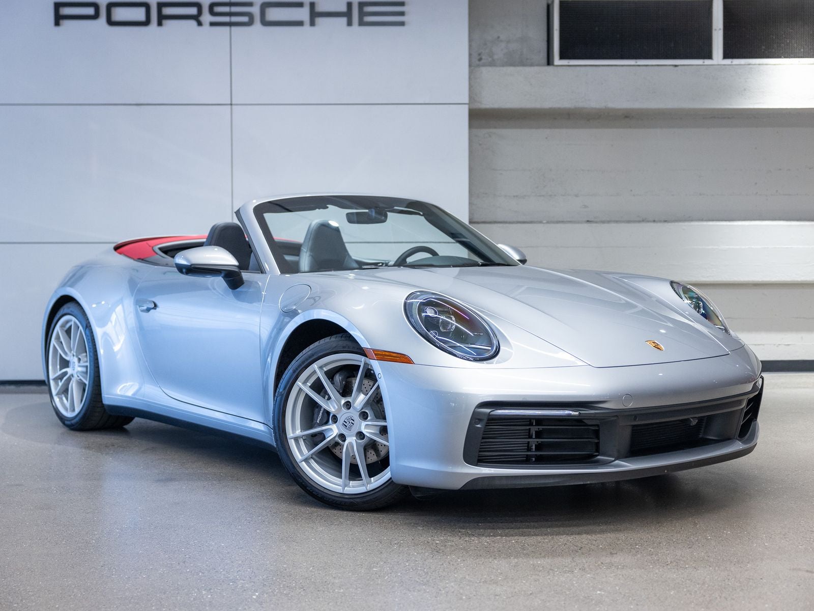 2024 Porsche 911 Carrera Cabriolet