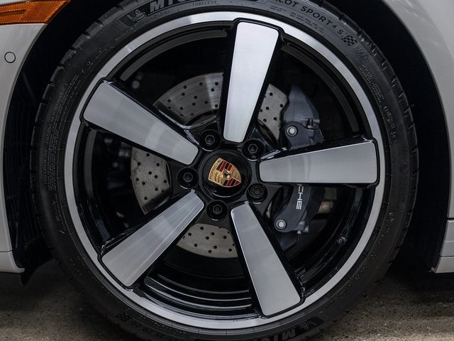 2025 Porsche 911 911 Carrera Cabriolet