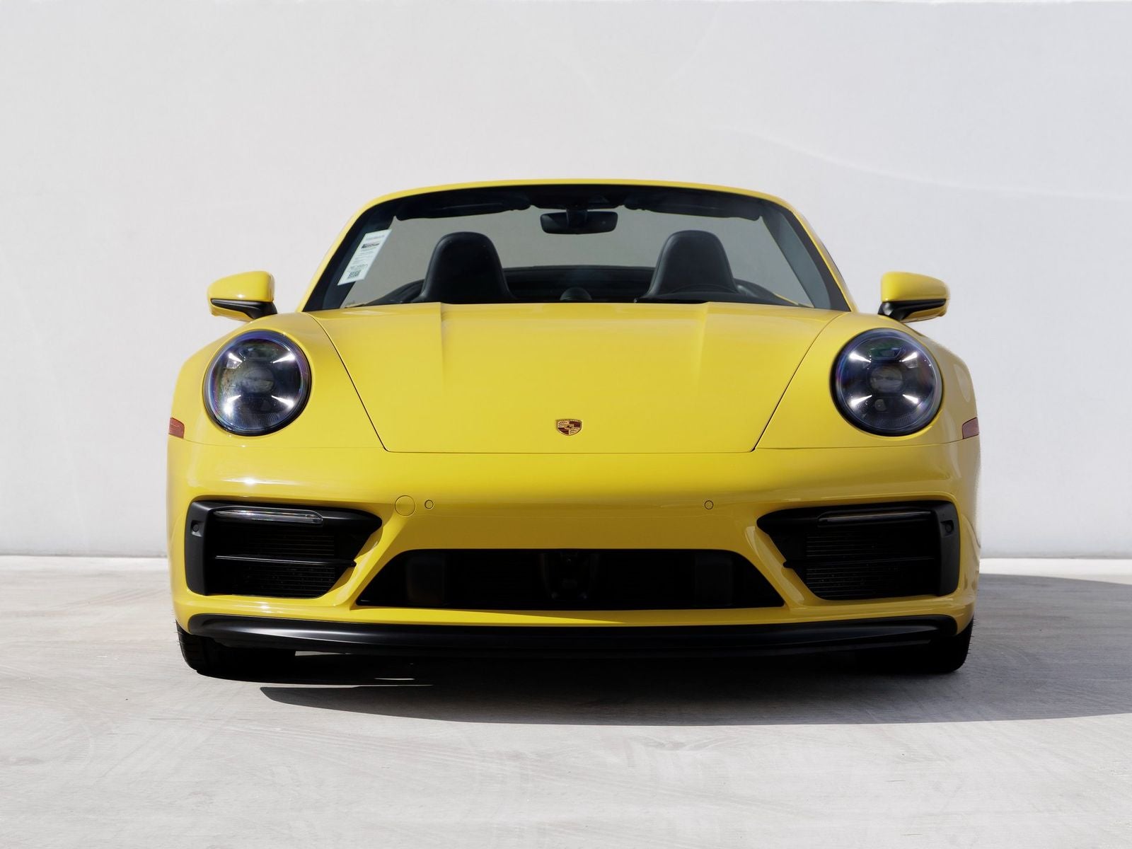 2023 Porsche 911 Carrera 4 GTS