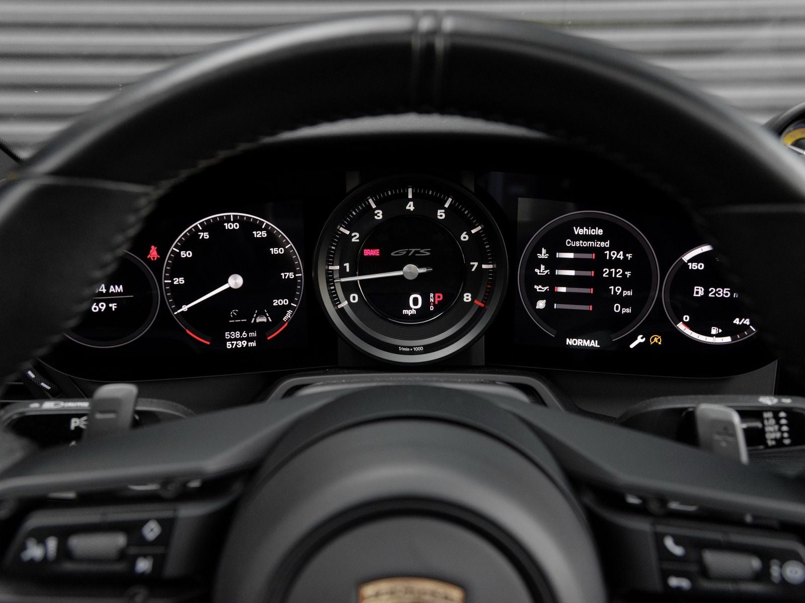 2023 Porsche 911 Carrera 4 GTS