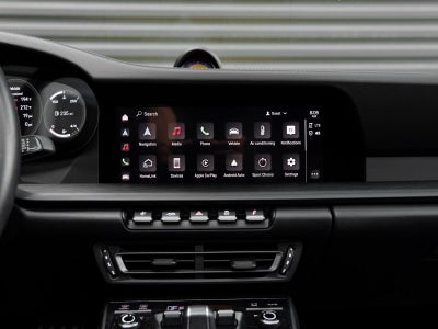 2023 Porsche 911 Carrera 4 GTS