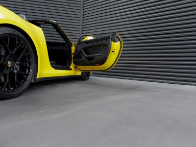 2023 Porsche 911 Carrera 4 GTS