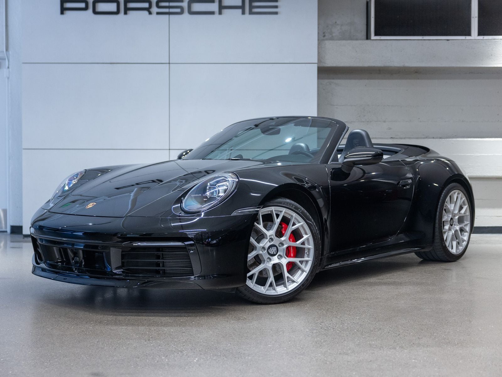 2020 Porsche 911 Carrera S Cabriolet's photo