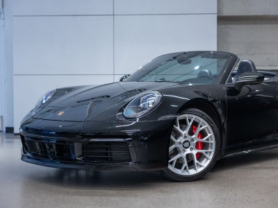 2020 Porsche 911 Carrera 4S Cabriolet