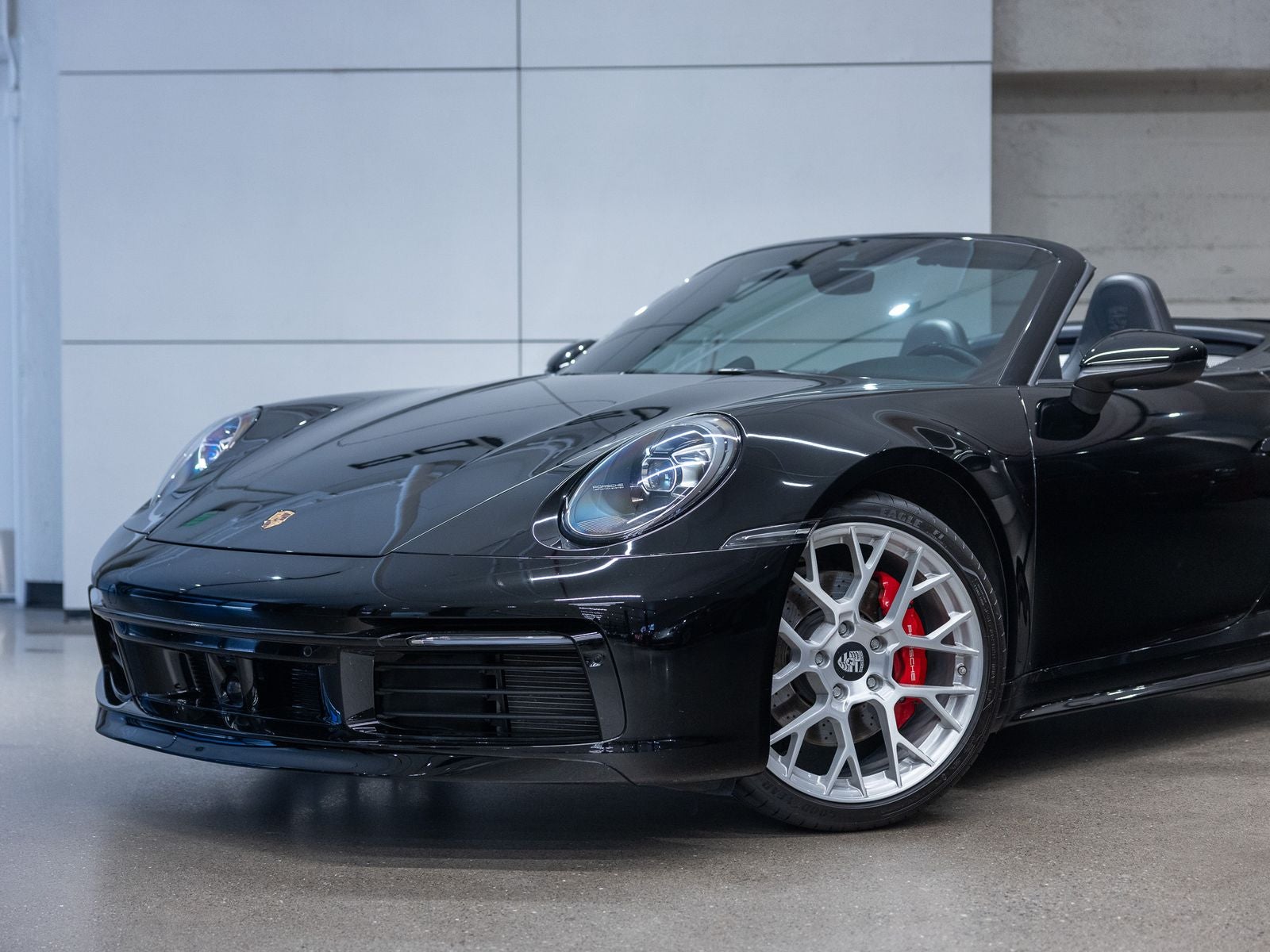2020 Porsche 911 Carrera 4S Cabriolet
