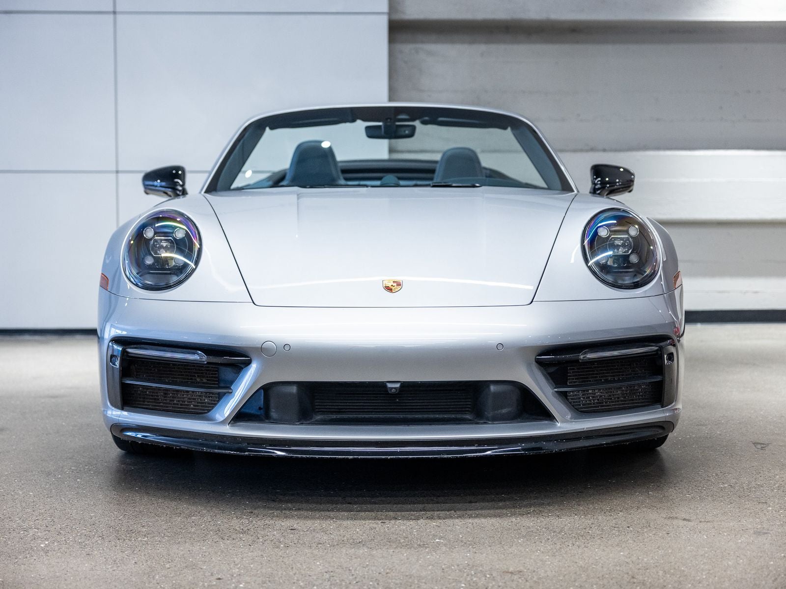 2023 Porsche 911 Carrera GTS Cabriolet