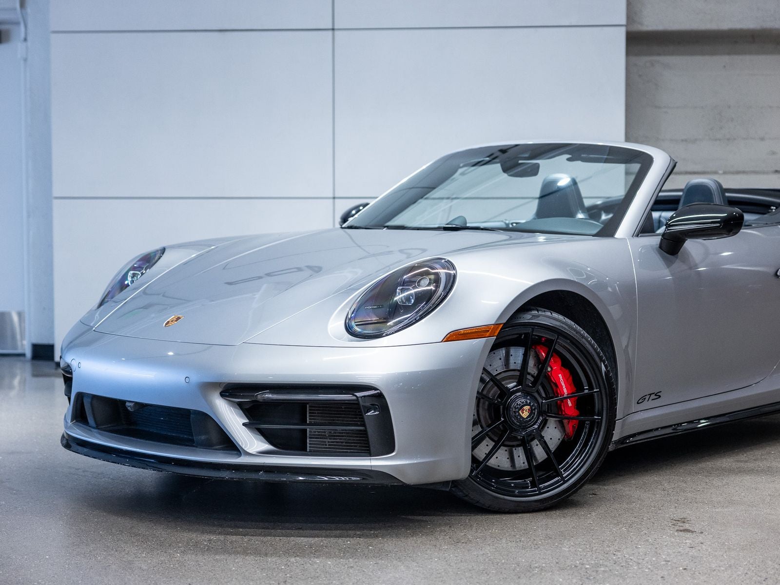 2023 Porsche 911 Carrera GTS Cabriolet