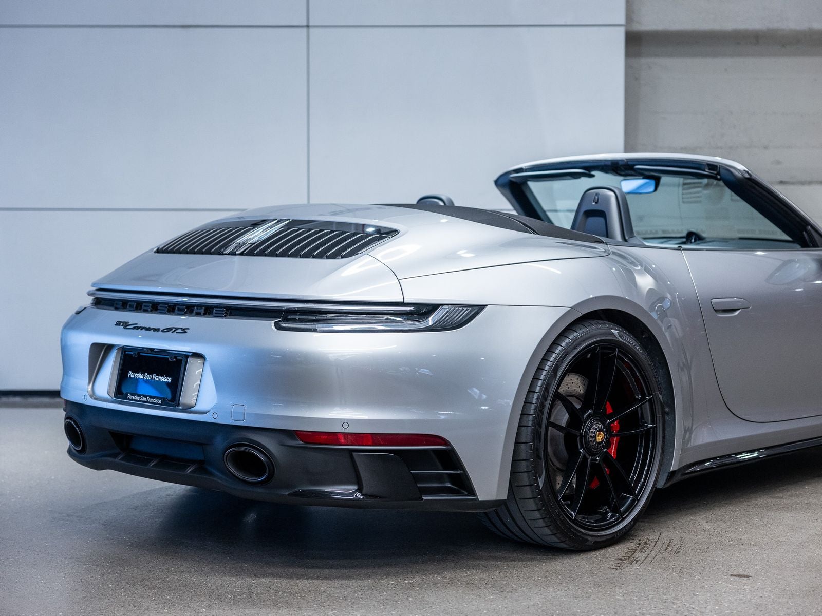 2023 Porsche 911 Carrera GTS Cabriolet
