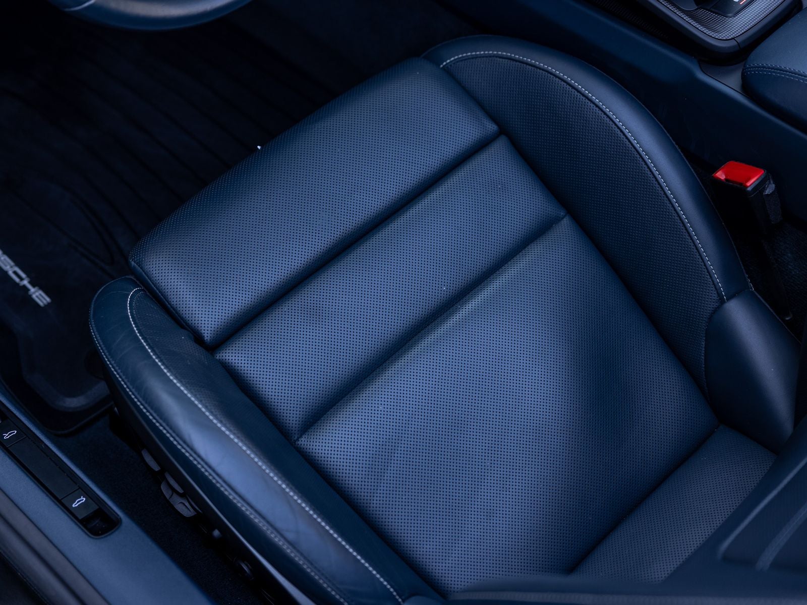 2023 Porsche 911 Carrera GTS Cabriolet