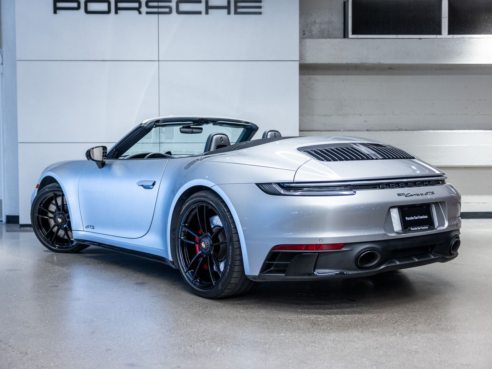 2023 Porsche 911 Carrera GTS Cabriolet