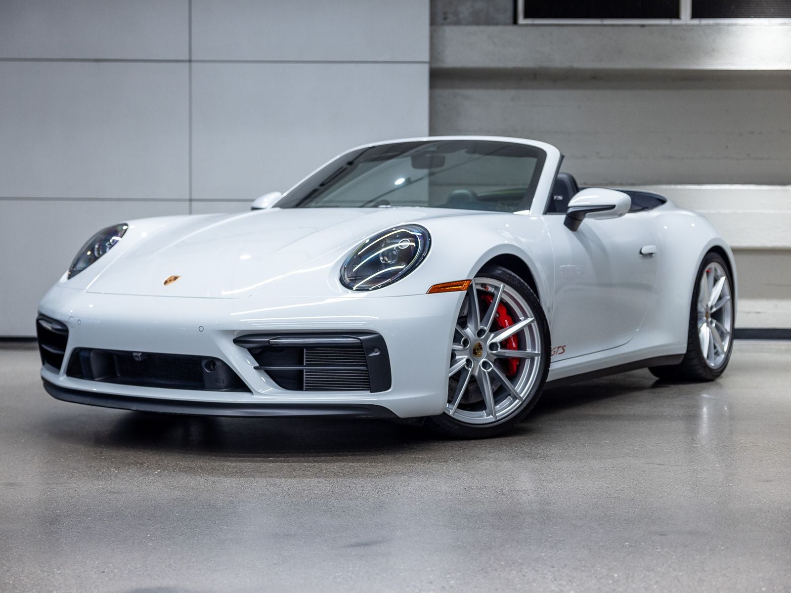 2022 Porsche 911 911 Carrera GTS Cabriolet (MY22)