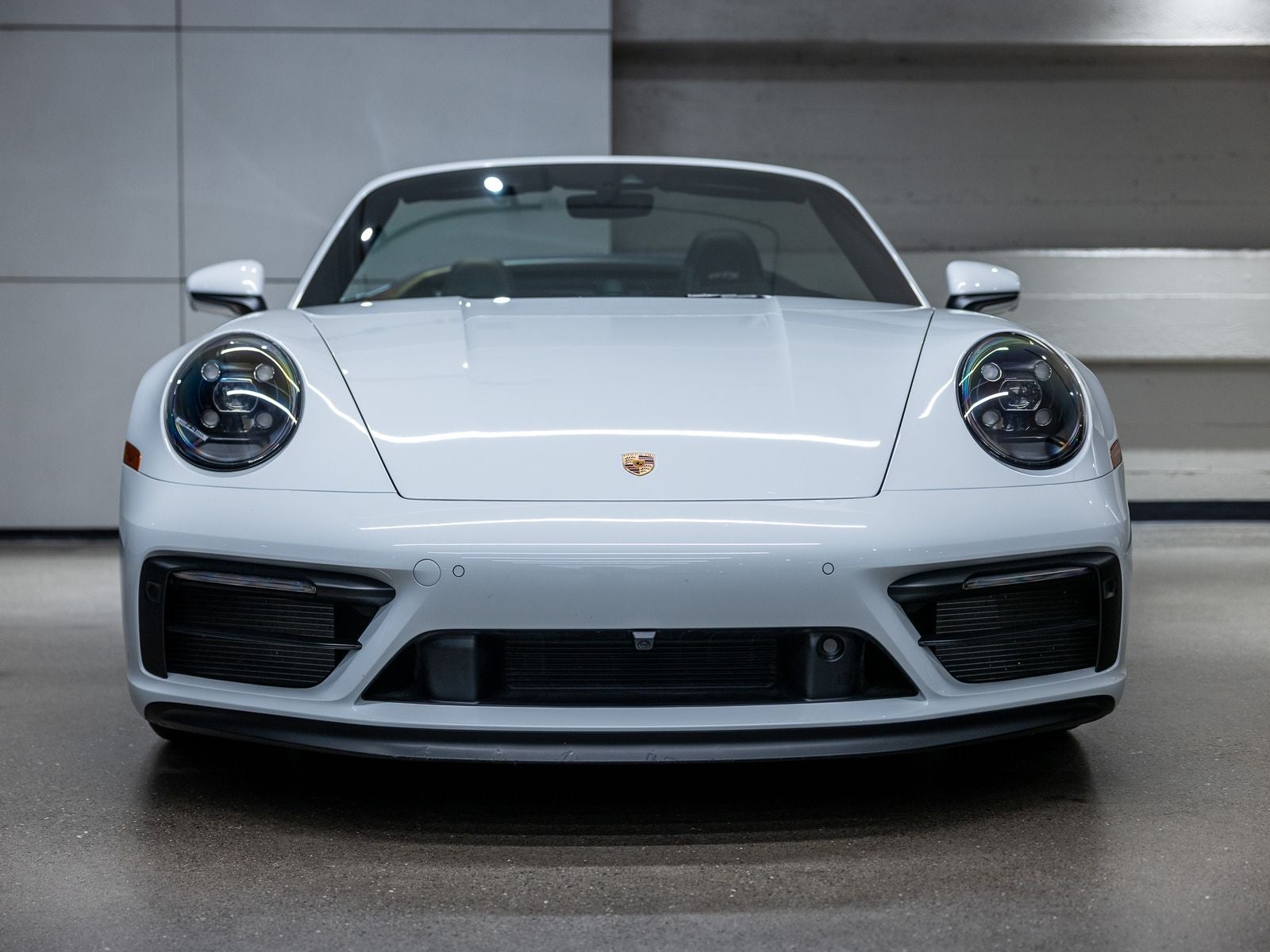 2022 Porsche 911 911 Carrera GTS Cabriolet (MY22)