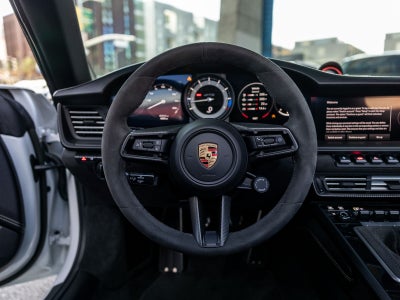 2022 Porsche 911 911 Carrera GTS Cabriolet (MY22)