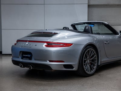 2017 Porsche 911 911 Carrera 4S Cabriolet