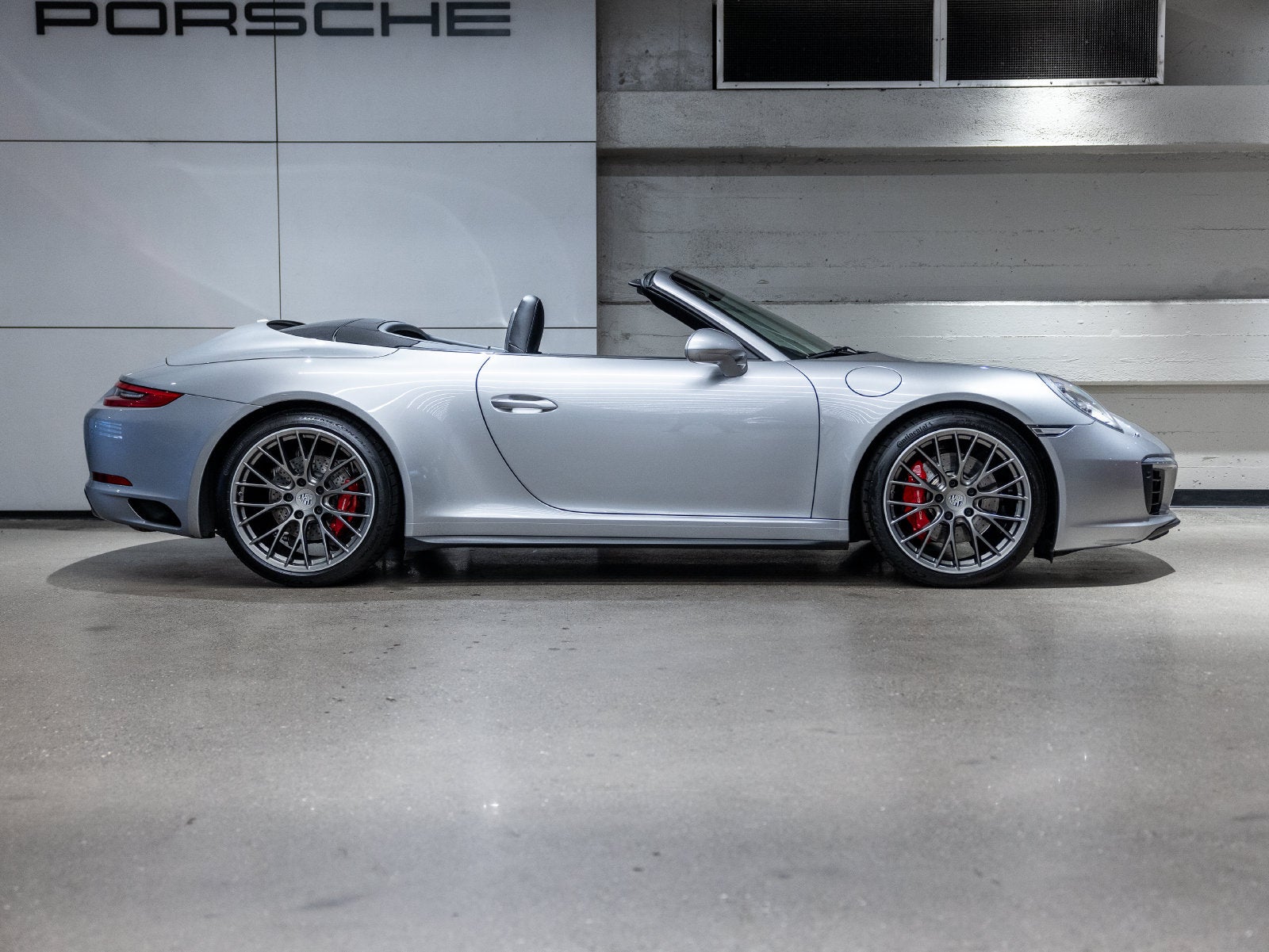 2017 Porsche 911 911 Carrera 4S Cabriolet