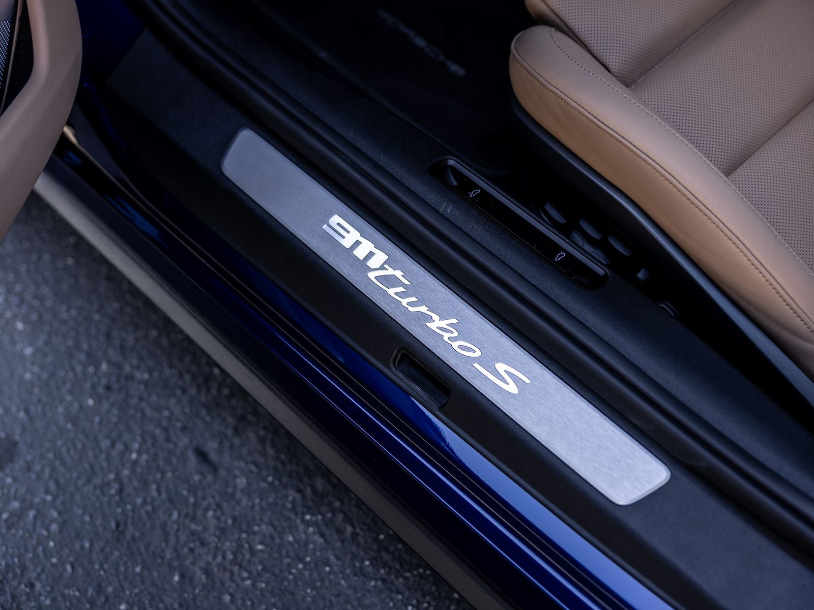 2025 Porsche 911 Turbo S Cabriolet