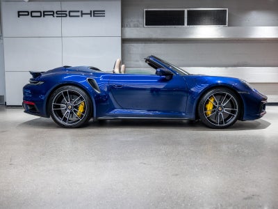 2025 Porsche 911 Turbo S Cabriolet