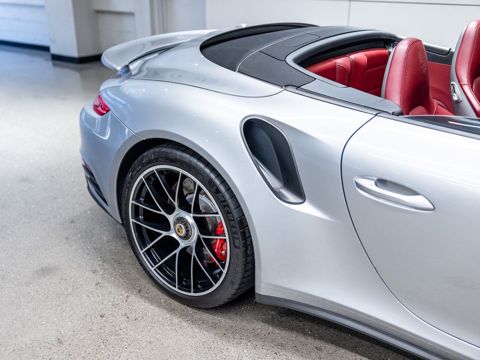 2017 Porsche 911 Turbo Cabriolet