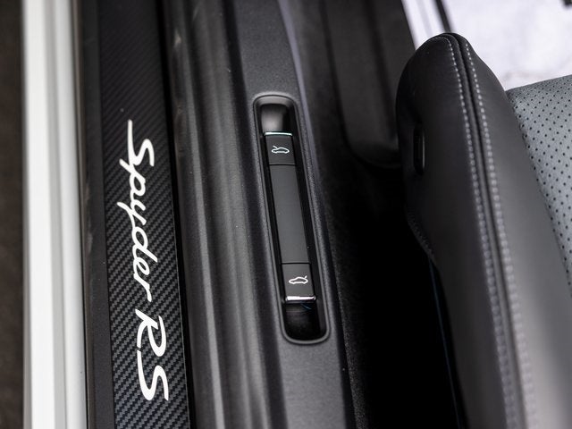 2025 Porsche 718 718 Spyder RS