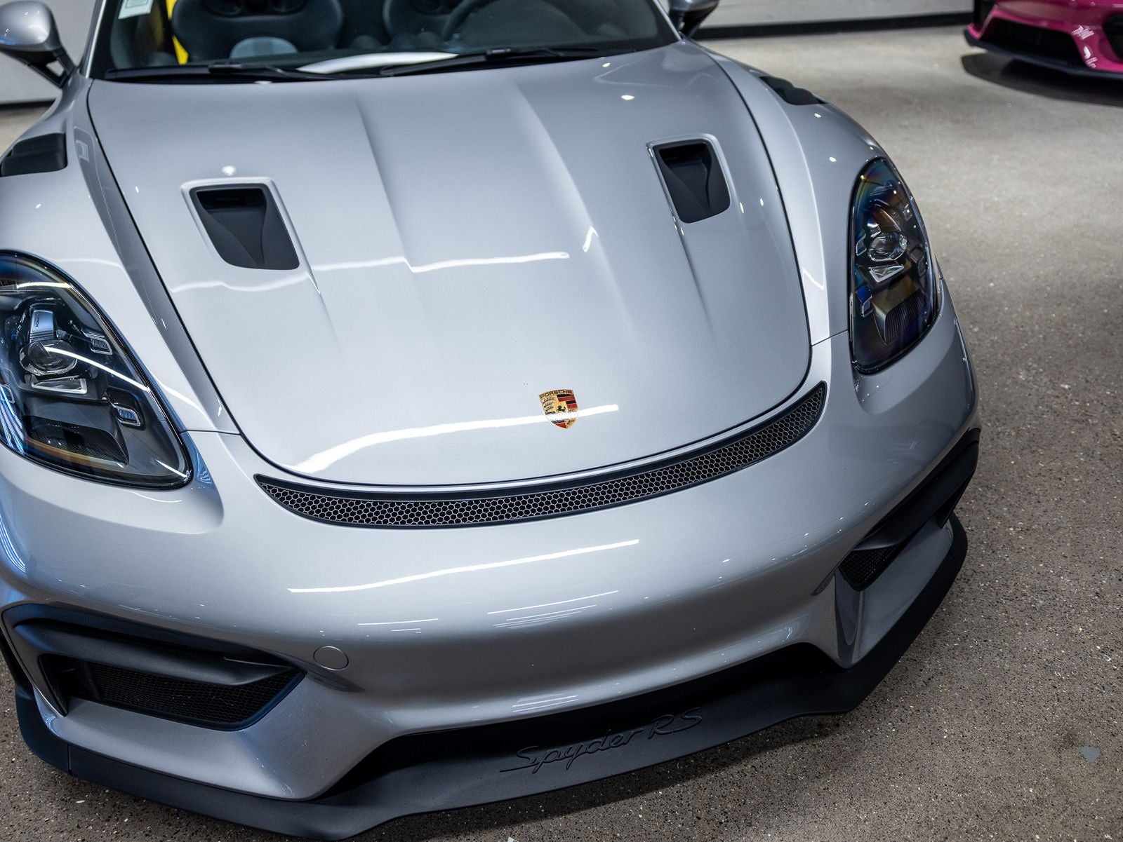 2025 Porsche 718 718 Spyder RS