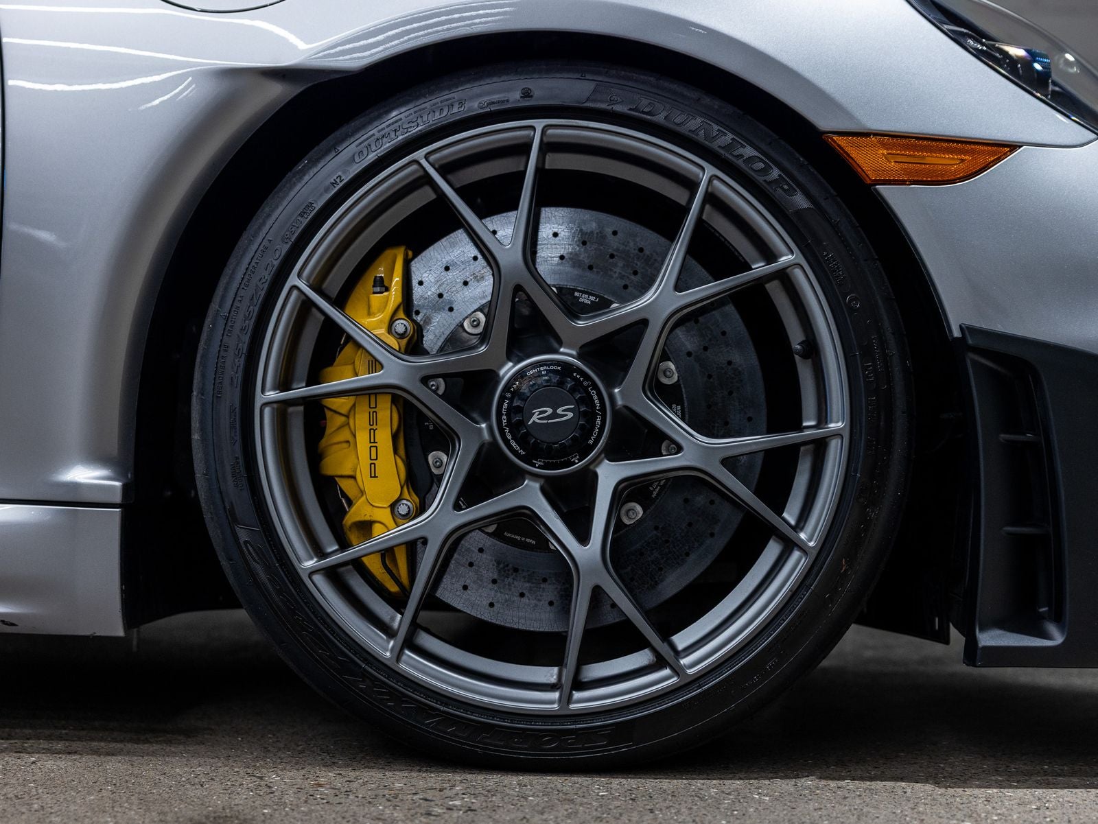 2025 Porsche 718 718 Spyder RS