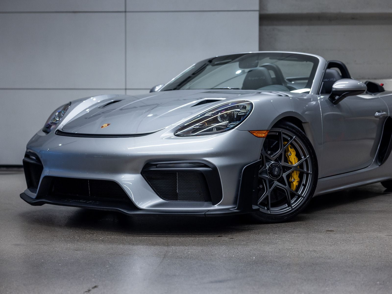 2025 Porsche 718 718 Spyder RS