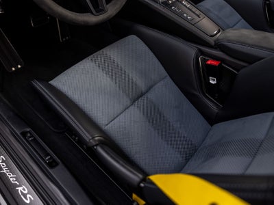 2025 Porsche 718 718 Spyder RS