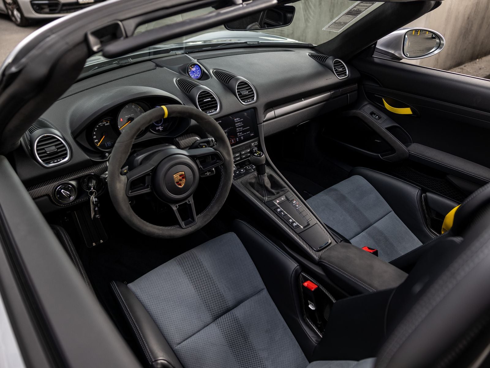 2025 Porsche 718 718 Spyder RS