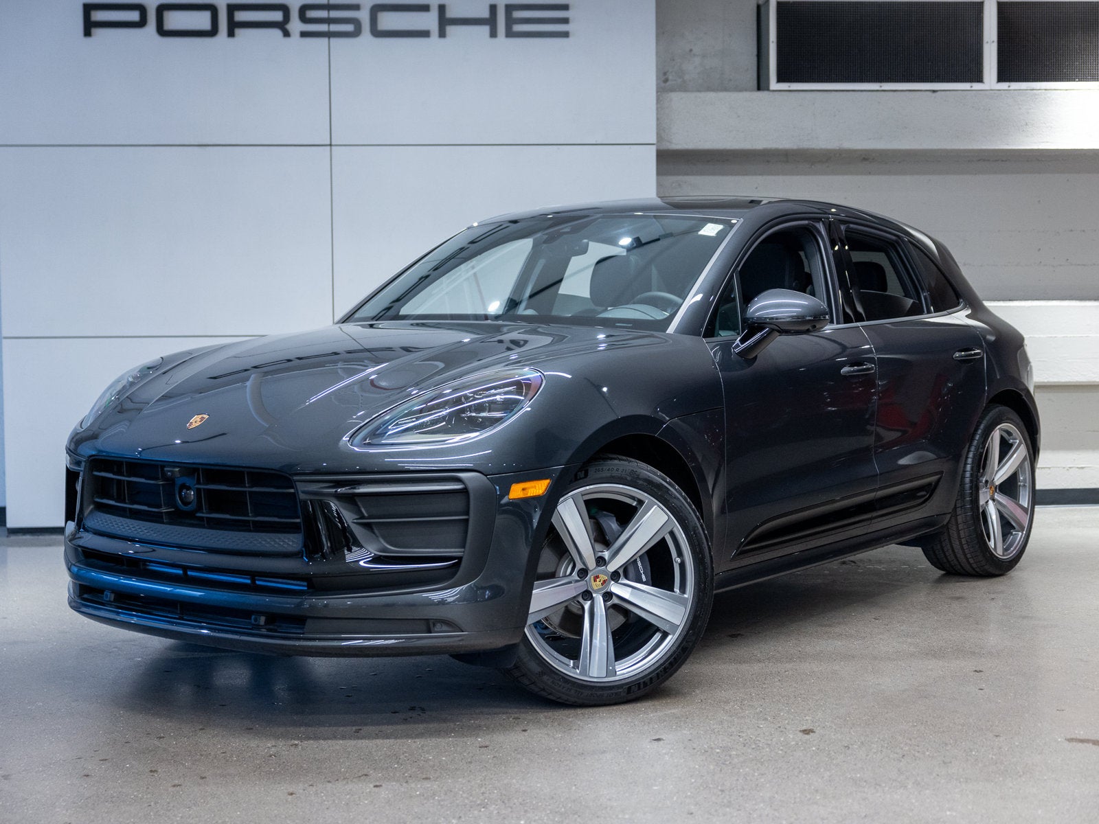 2025 Porsche Macan Macan