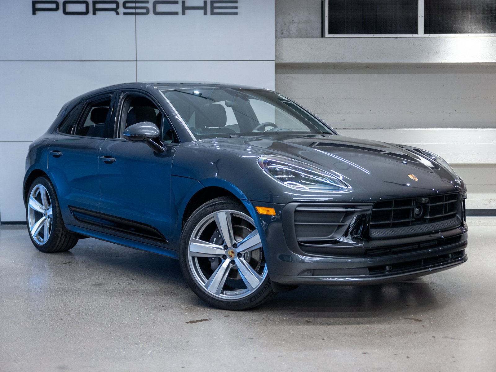 2025 Porsche Macan Macan