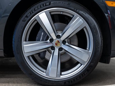 2025 Porsche Macan Macan