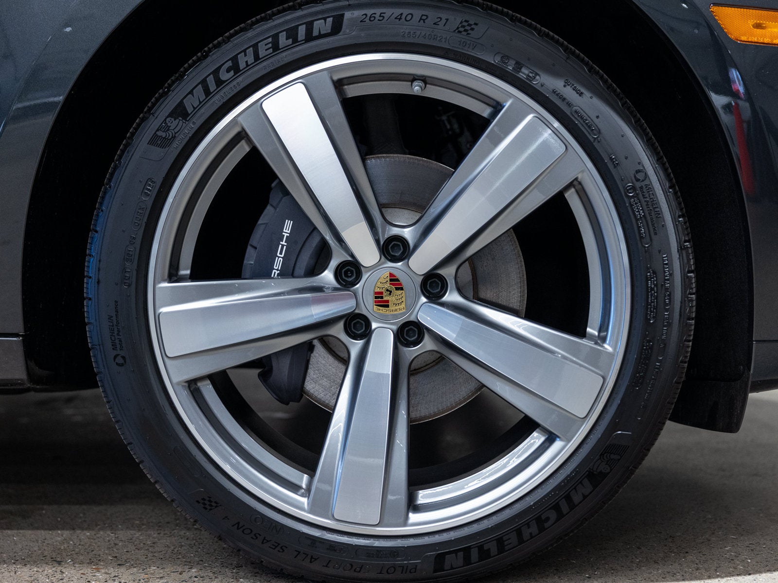 2025 Porsche Macan Macan