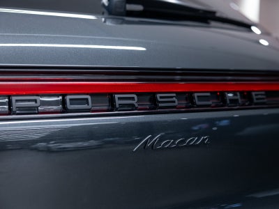 2025 Porsche Macan Macan
