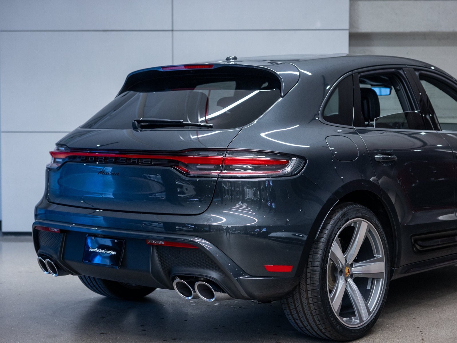 2025 Porsche Macan Macan