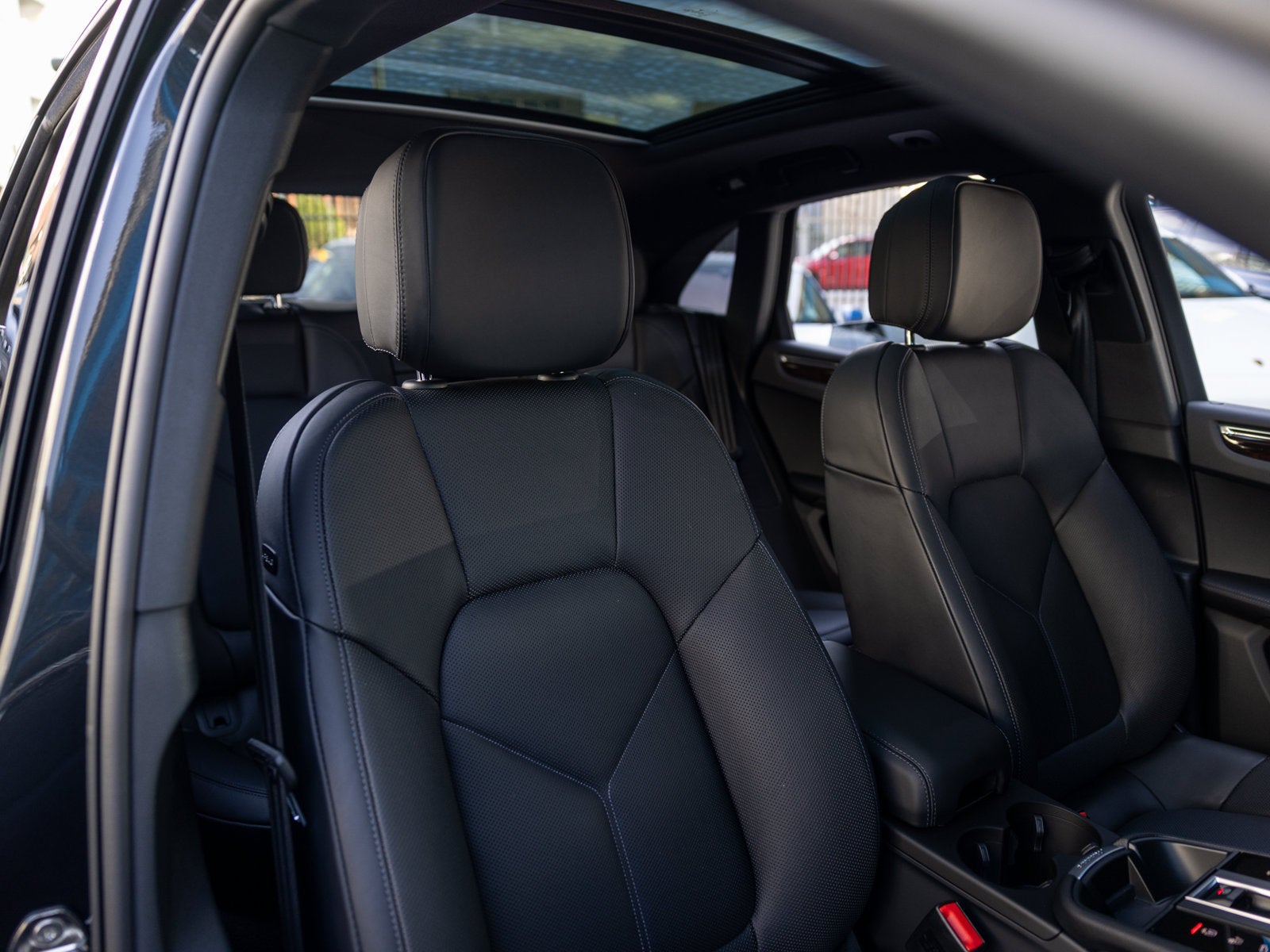 2025 Porsche Macan Macan