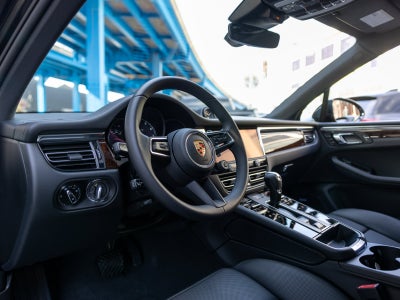 2025 Porsche Macan Macan