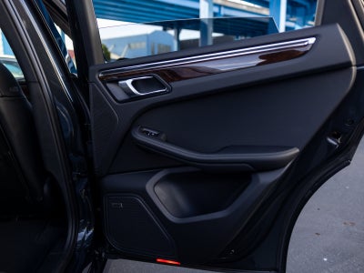 2025 Porsche Macan Macan