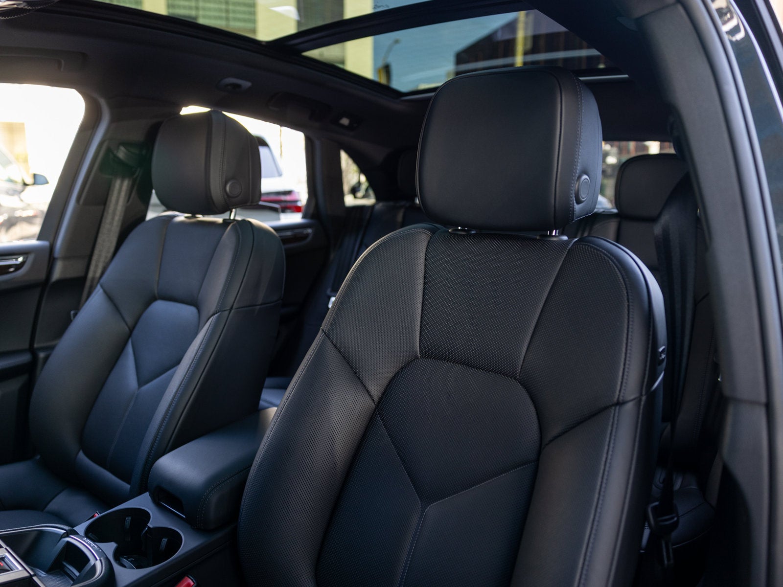 2025 Porsche Macan Macan