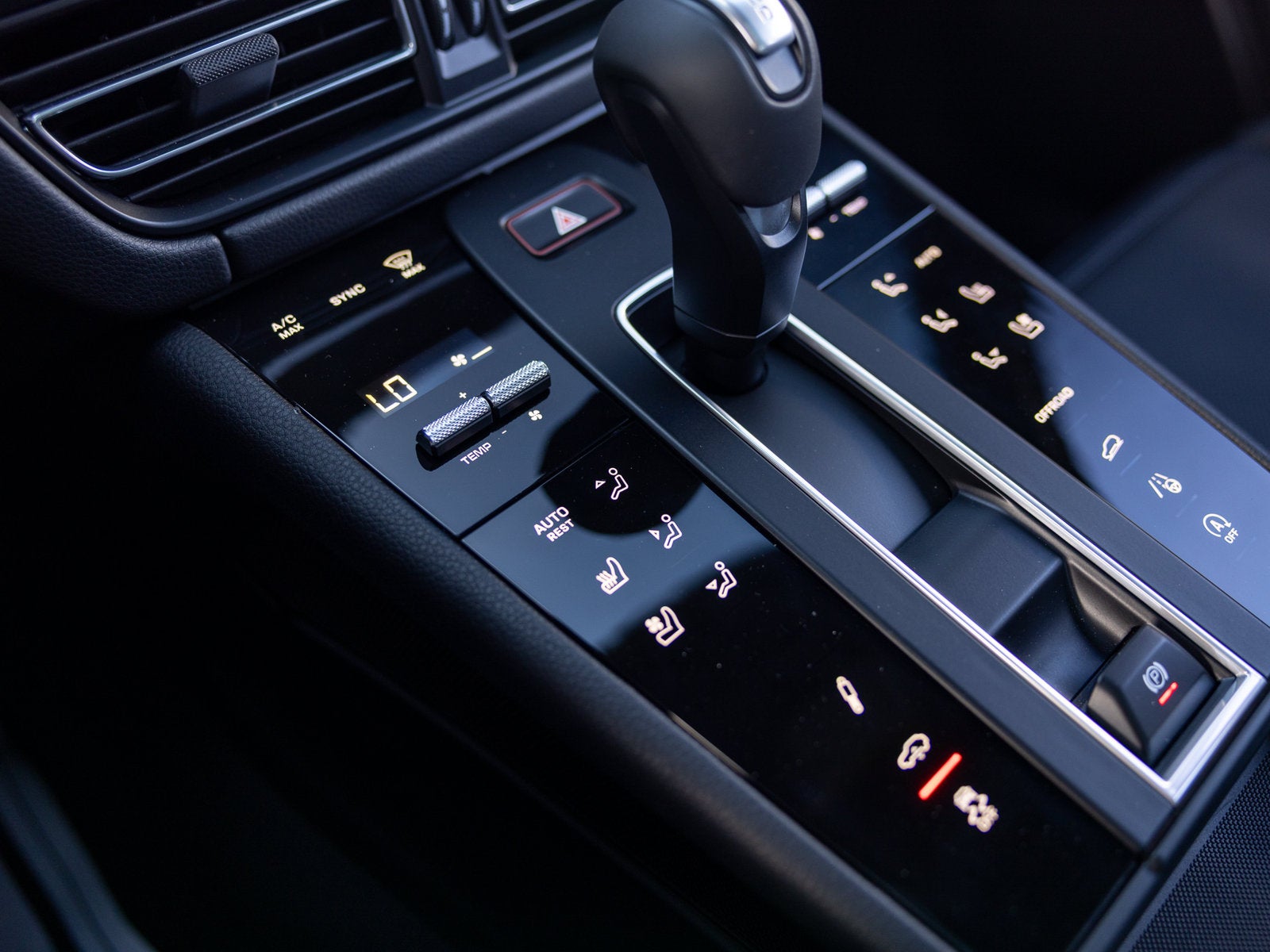 2025 Porsche Macan Macan
