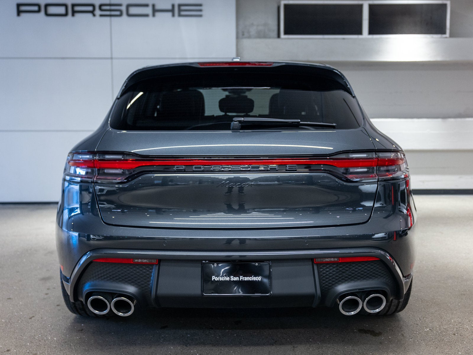 2025 Porsche Macan Macan