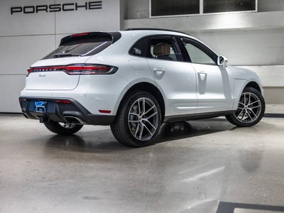2026 Porsche Macan Base
