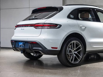2026 Porsche Macan Base